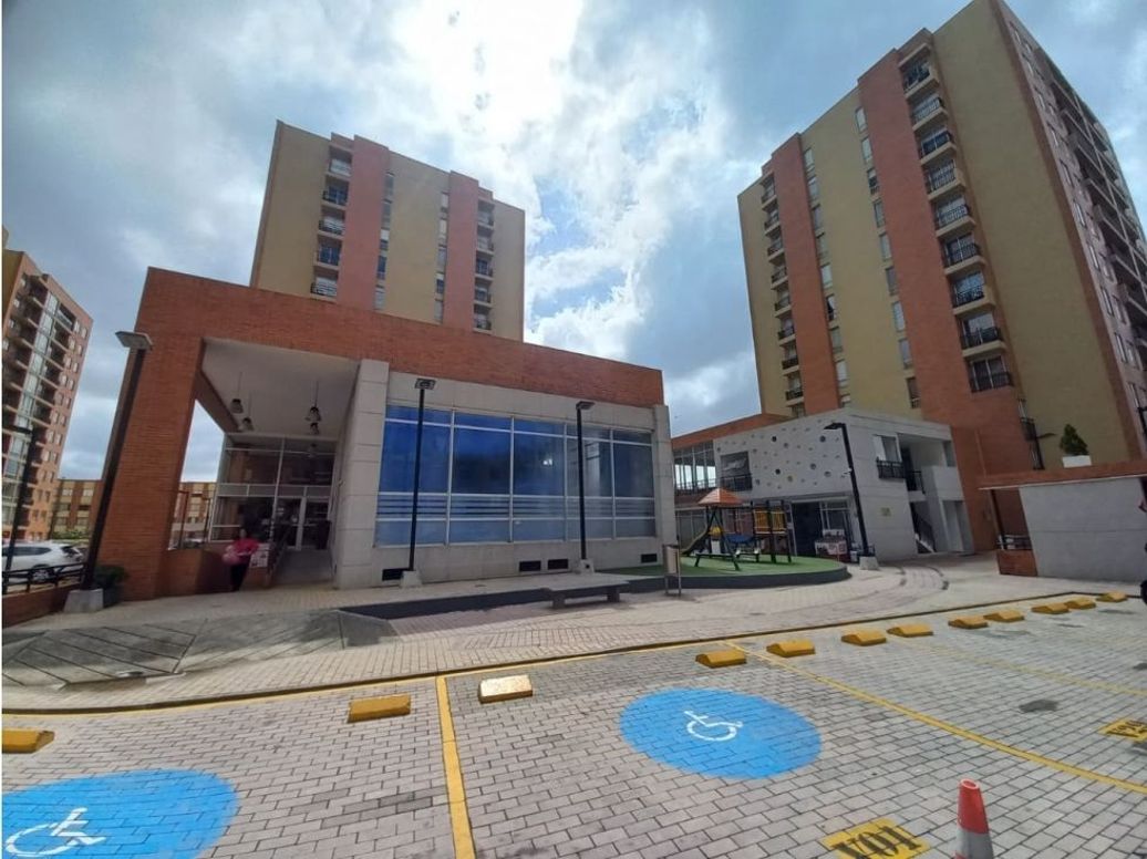 Apartamento de 3 alcobas en venta en Gilmar, Bogotá, 90 m² · foto 16 de 20