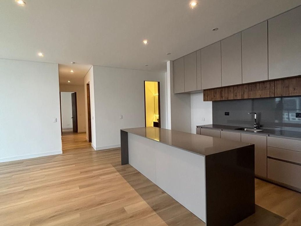 Apartamento de 3 alcobas en venta en Santa Barbara Occidental, Bogotá, 170 m² · foto 12 de 20