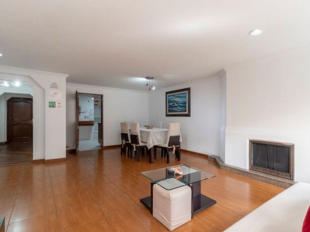 Apartamento de 3 alcobas en venta en Chico Norte Et. Iii, Bogotá, 140 m² · foto 4 de 17