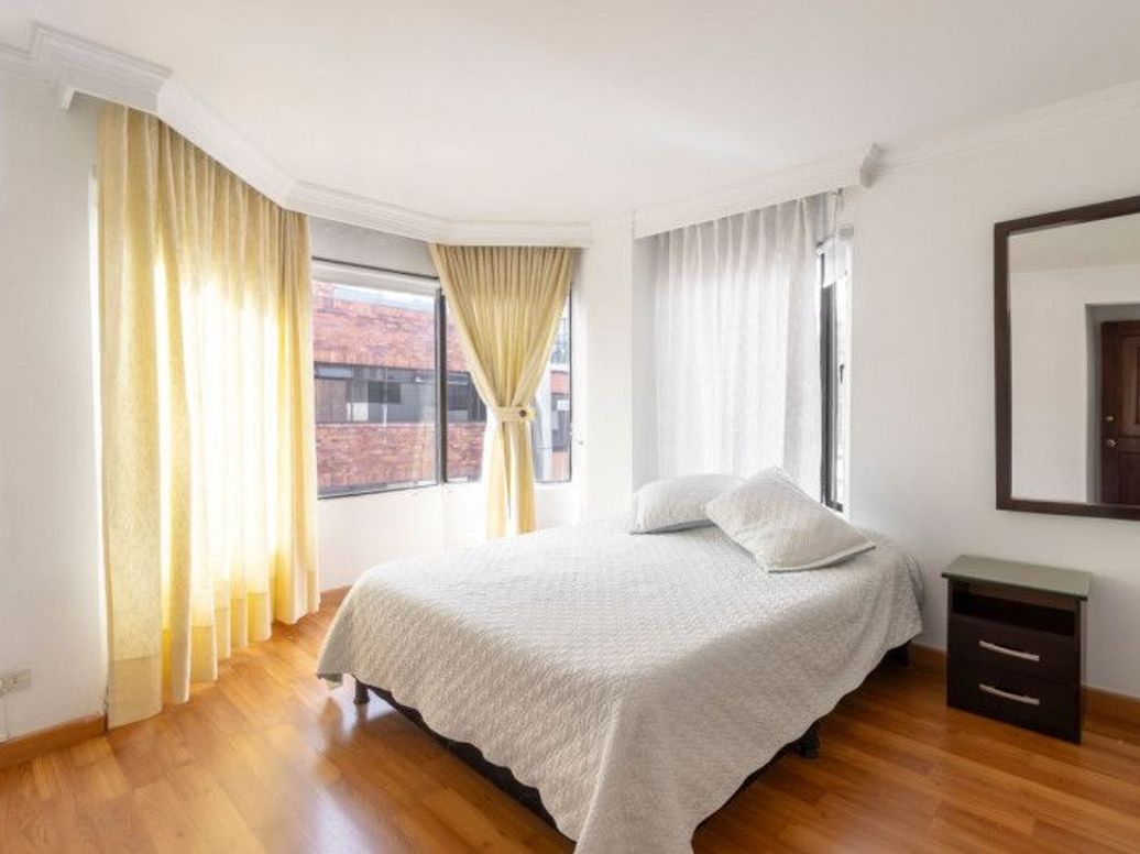 Apartamento de 3 alcobas en venta en Chico Norte Et. Iii, Bogotá, 140 m² · foto 14 de 17