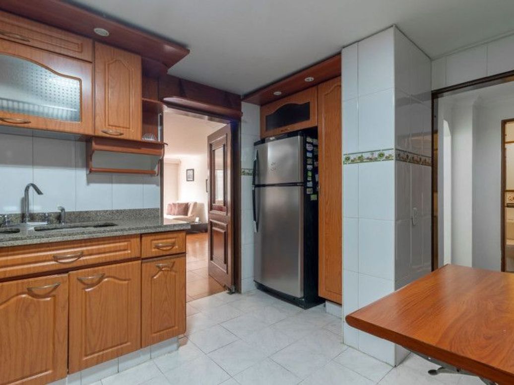 Apartamento de 3 alcobas en venta en Chico Norte Et. Iii, Bogotá, 140 m² · foto 6 de 17