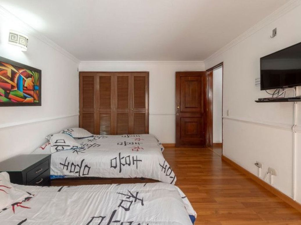 Apartamento de 3 alcobas en venta en Chico Norte Et. Iii, Bogotá, 140 m² · foto 11 de 17
