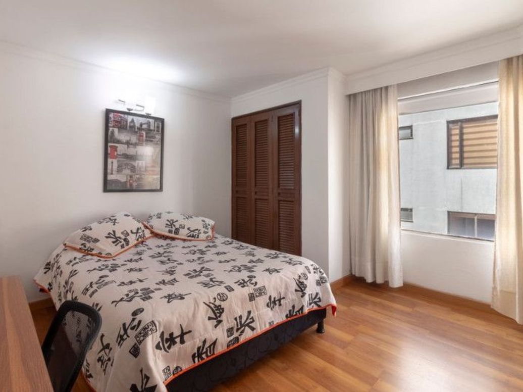 Apartamento de 3 alcobas en venta en Chico Norte Et. Iii, Bogotá, 140 m² · foto 8 de 17