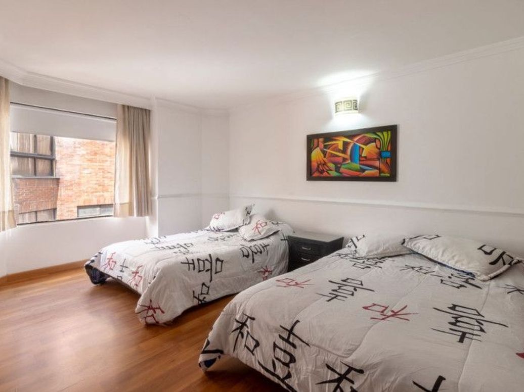 Apartamento de 3 alcobas en venta en Chico Norte Et. Iii, Bogotá, 140 m² · foto 10 de 17