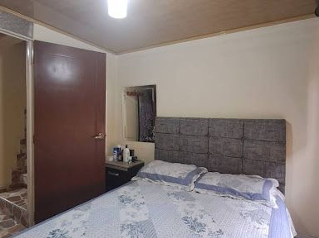 Casa de 2 alcobas en venta en Villa Anita, Bogotá, 108 m² · foto 11 de 20