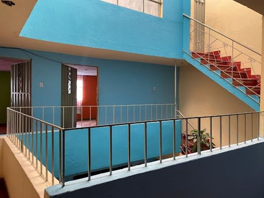 Casa de 12 alcobas en venta en Miraflores San Blas, Bogotá, 355 m² · foto 6 de 7