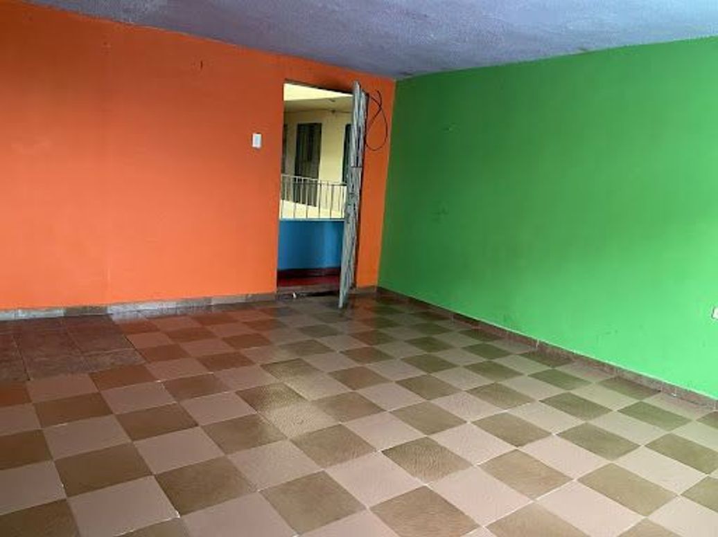 Casa de 12 alcobas en venta en Miraflores San Blas, Bogotá, 355 m² · foto 5 de 7