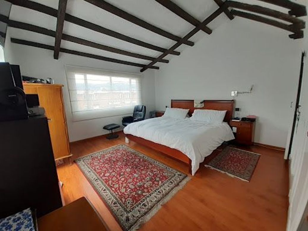 Casa de 4 alcobas en venta en Cedritos, Bogotá, 310 m² · foto 8 de 18