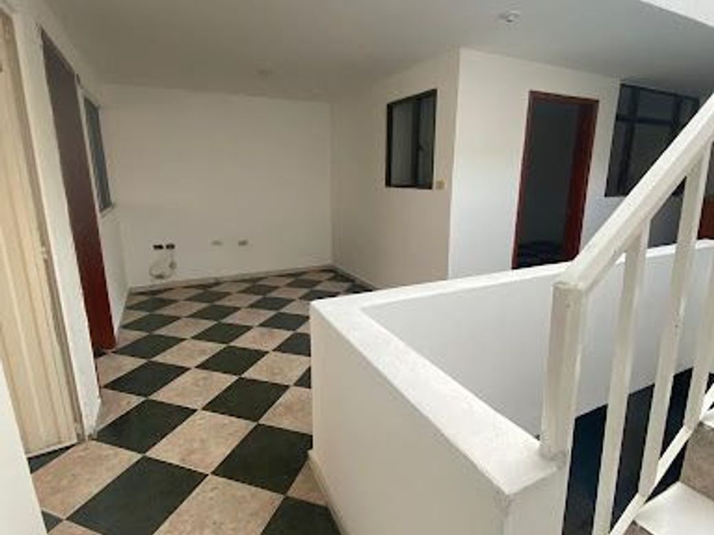 Casa de 5 alcobas en venta en La Gaitana, Bogotá, 180 m² · foto 16 de 20