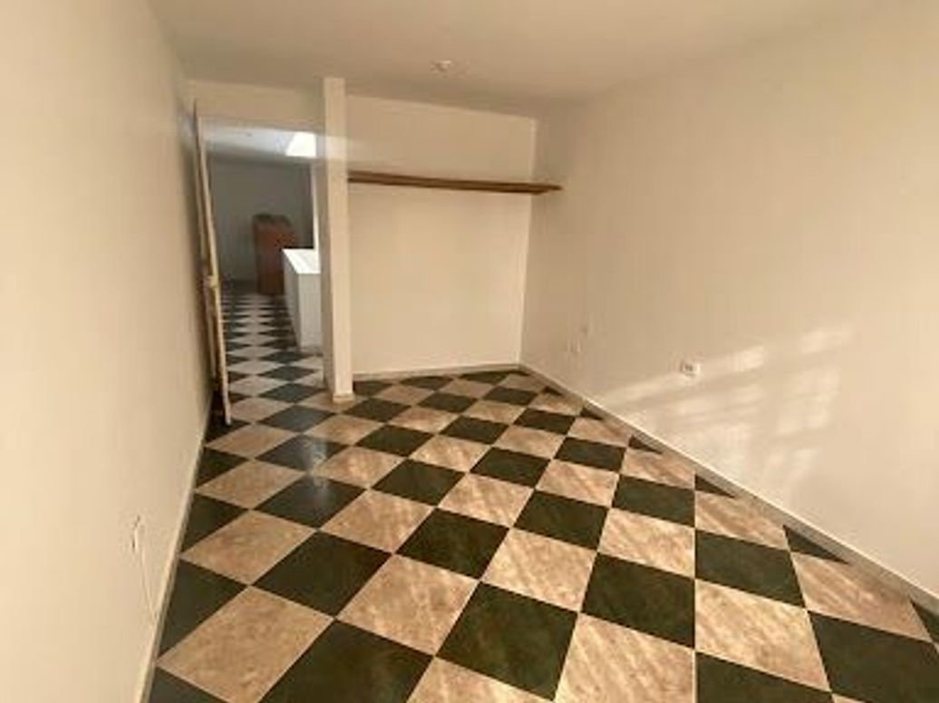 Casa de 5 alcobas en venta en La Gaitana, Bogotá, 180 m² · foto 12 de 20