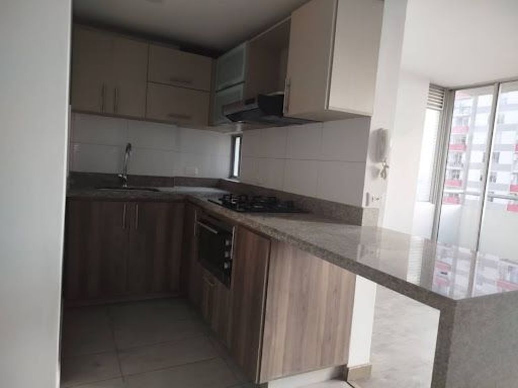 Apartamento de 3 alcobas en venta en Ciudad Kennedy, Bogotá, 66 m² · foto 7 de 13