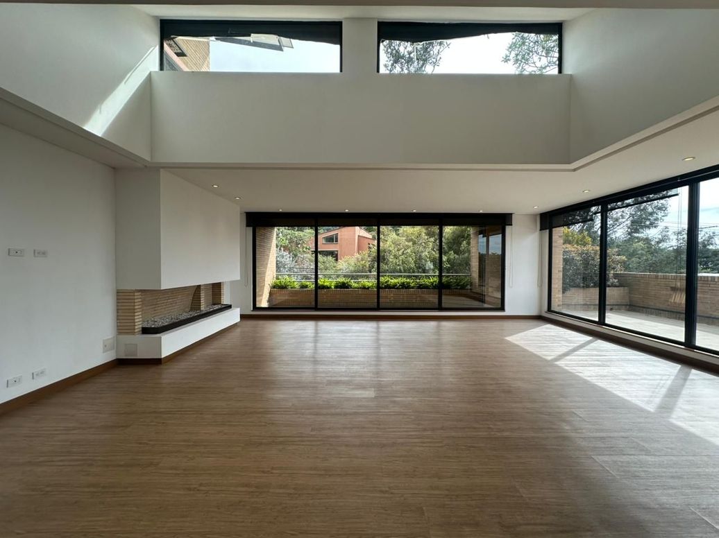 Apartamento de 3 alcobas en venta en Santa Barbara Alta, Bogotá, 286 m² · foto 7 de 20