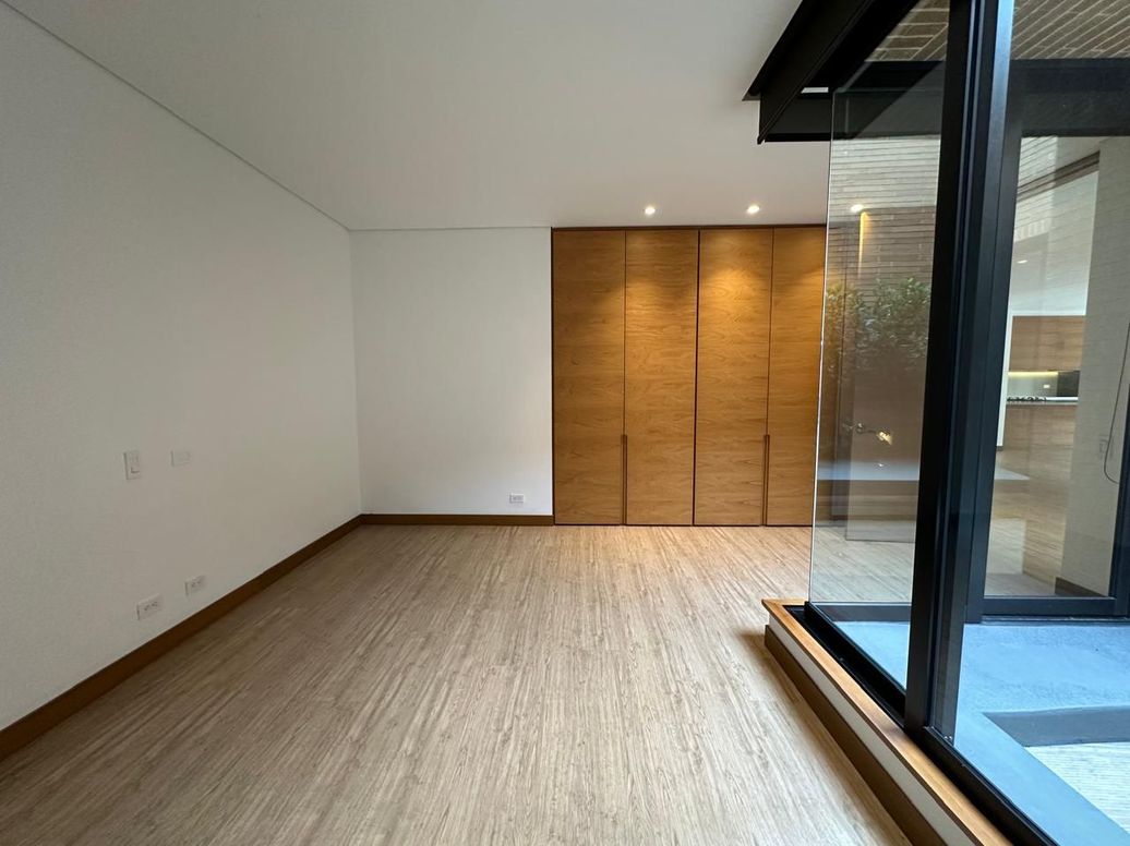 Apartamento de 2 alcobas en venta en Santa Barbara Alta, Bogotá, 147 m² · foto 19 de 19