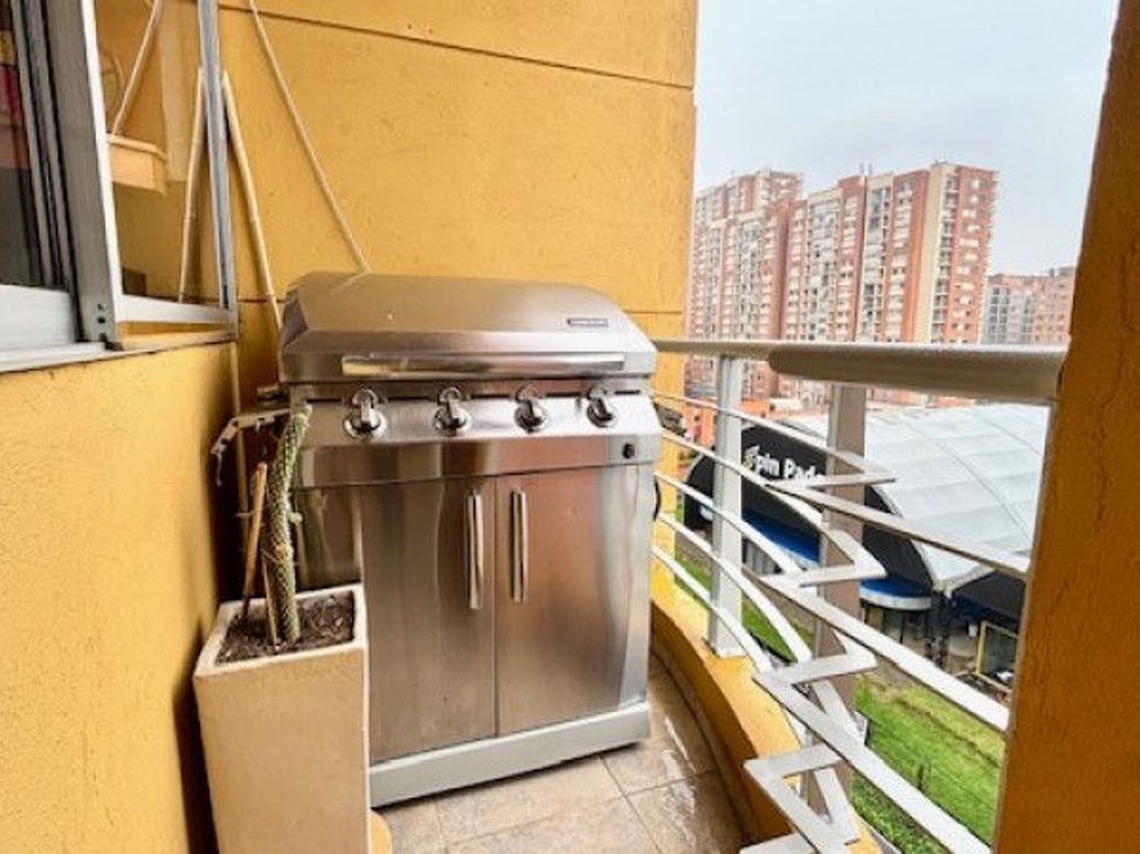 Apartamento de 3 alcobas en venta en San José Del Prado, Bogotá, 196 m² · foto 7 de 20