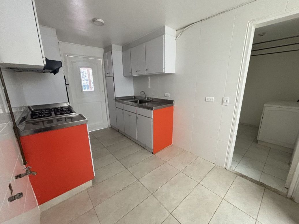 Apartamento de 3 alcobas en venta en Rincon Del Chicó, Bogotá, 99 m² · foto 7 de 20