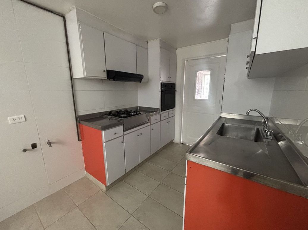 Apartamento de 3 alcobas en venta en Rincon Del Chicó, Bogotá, 99 m² · foto 9 de 20
