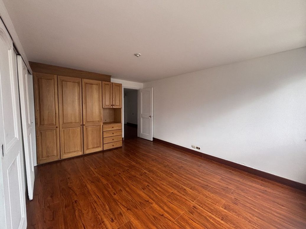 Apartamento de 3 alcobas en venta en Rincon Del Chicó, Bogotá, 99 m² · foto 12 de 20
