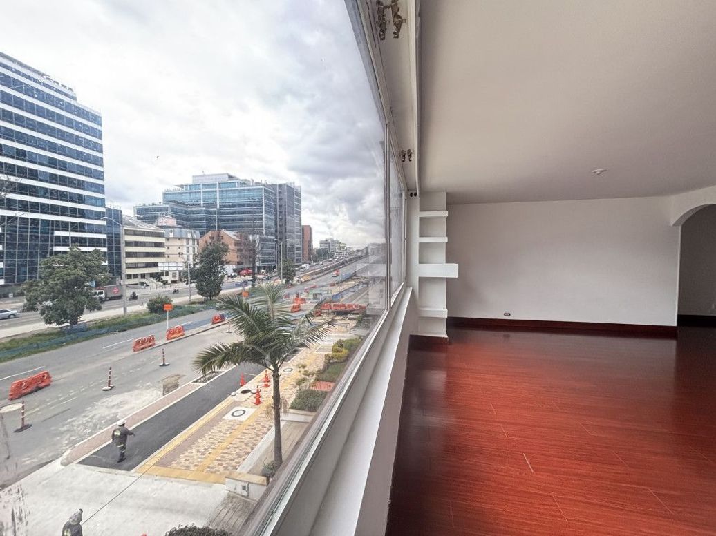 Apartamento de 3 alcobas en venta en Rincon Del Chicó, Bogotá, 99 m² · foto 4 de 20