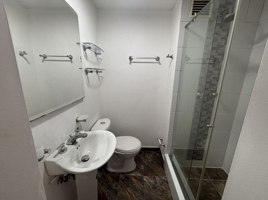 Apartamento de 3 alcobas en venta en Rincon Del Chicó, Bogotá, 99 m² · foto 18 de 20