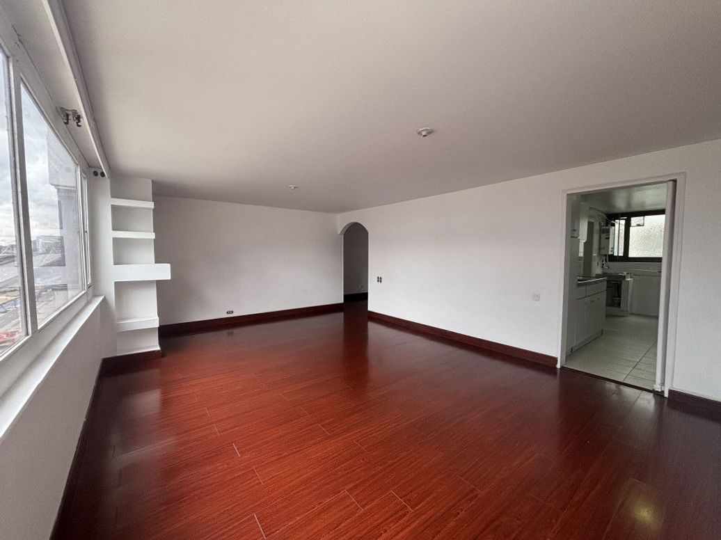 Apartamento de 3 alcobas en venta en Rincon Del Chicó, Bogotá, 99 m² · foto 5 de 20