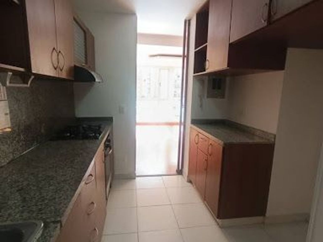 Apartamento de 3 alcobas en venta en Pontevedra, Bogotá, 104 m² · foto 8 de 20