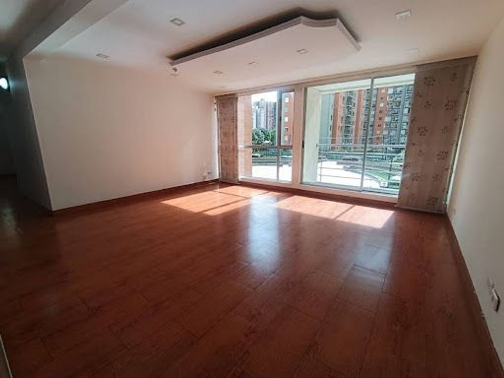 Apartamento de 3 alcobas en venta en Pontevedra, Bogotá, 104 m² · foto 10 de 20