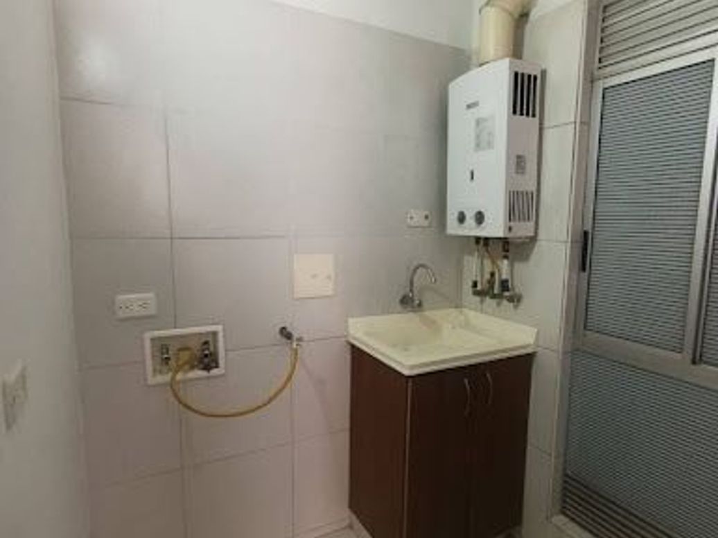 Apartamento de 3 alcobas en venta en Pontevedra, Bogotá, 104 m² · foto 9 de 20