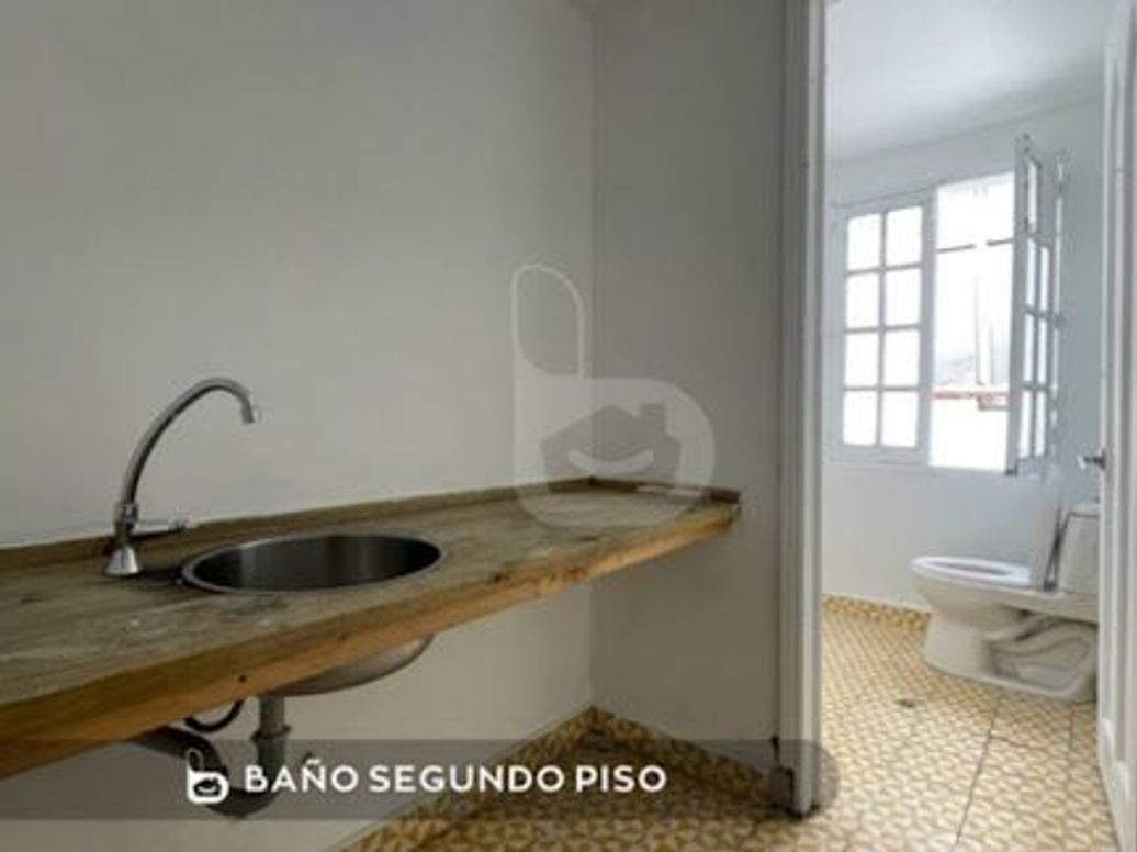 Casa de 14 alcobas en venta en El Nogal, Bogotá, 490 m² · foto 5 de 14