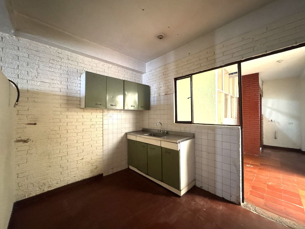Casa de 6 alcobas en venta en Autopista Muzu 0riental, Bogotá, 230 m² · foto 3 de 20