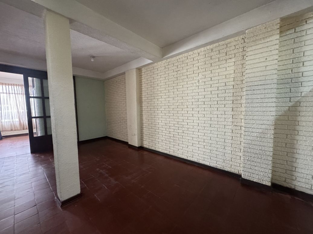 Casa de 6 alcobas en venta en Autopista Muzu 0riental, Bogotá, 230 m² · foto 4 de 20