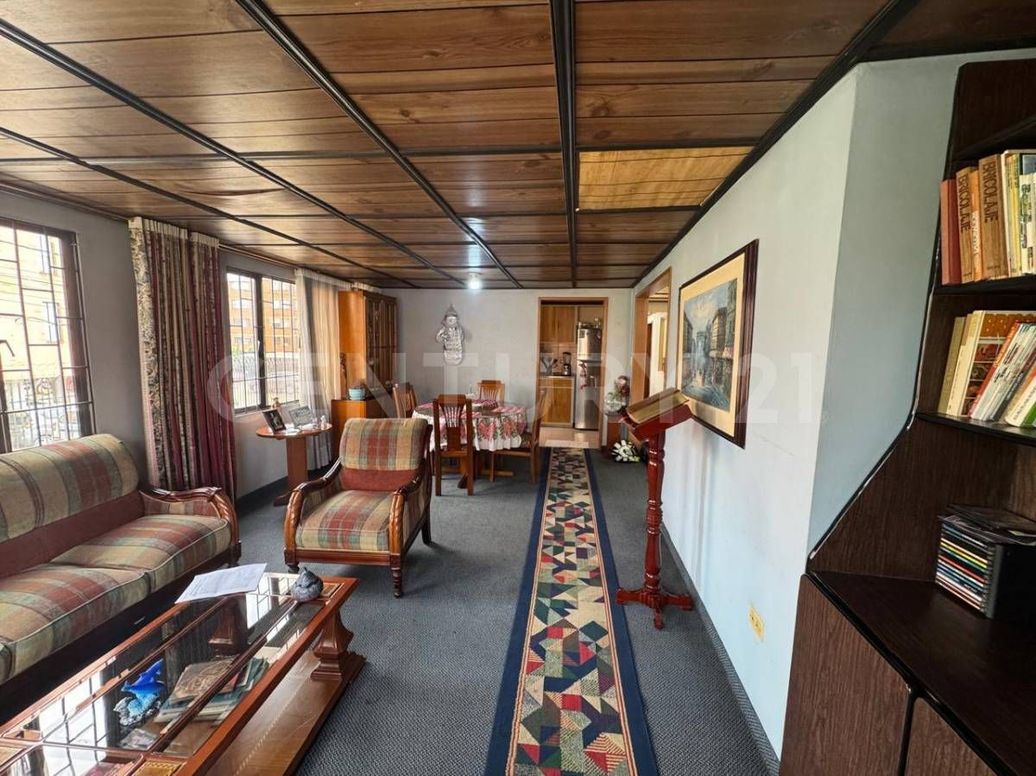 Casa de 5 alcobas en venta en Ferrocaja, Bogotá, 230 m² · foto 4 de 19