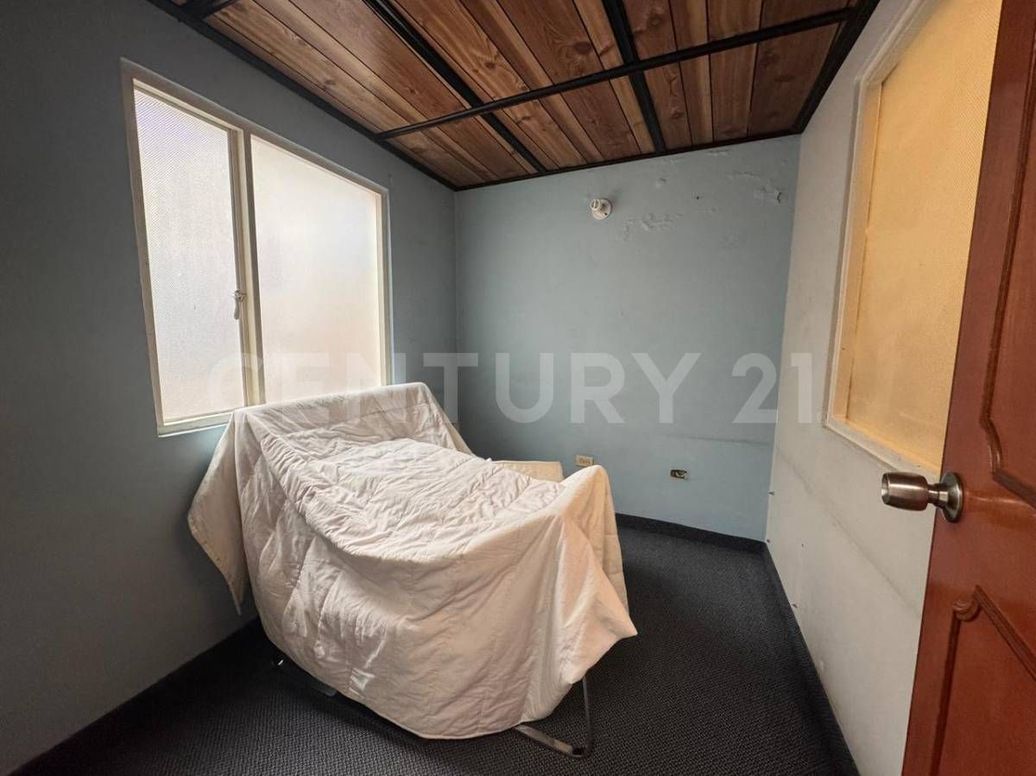 Casa de 5 alcobas en venta en Ferrocaja, Bogotá, 230 m² · foto 10 de 19