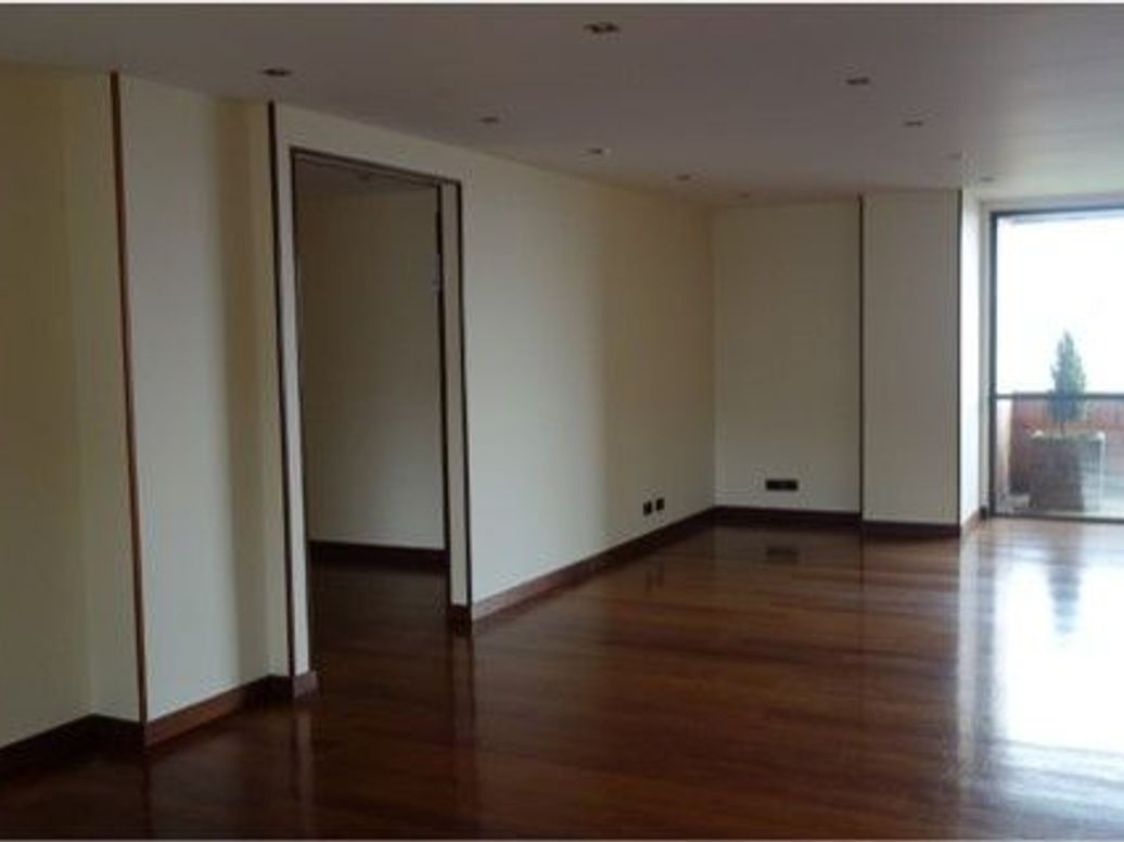 Apartamento de 3 alcobas en venta en Santa Ana Occidental, Bogotá, 217 m² · foto 3 de 20