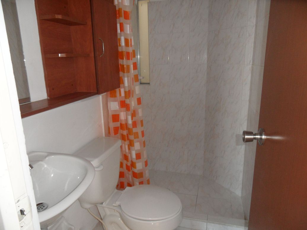 Apartamento de 2 alcobas en venta en Campo Alegre, Bogotá, 46 m² · foto 4 de 17