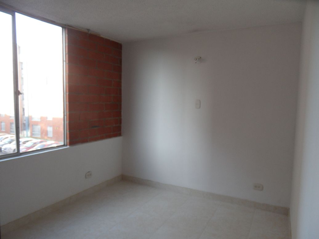 Apartamento de 2 alcobas en venta en Campo Alegre, Bogotá, 46 m² · foto 6 de 17