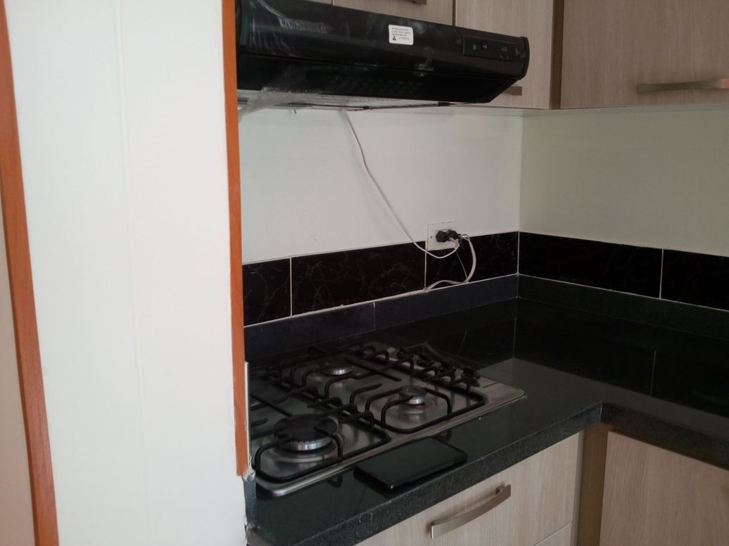 Apartamento de 2 alcobas en venta en Campo Alegre, Bogotá, 46 m² · foto 5 de 17
