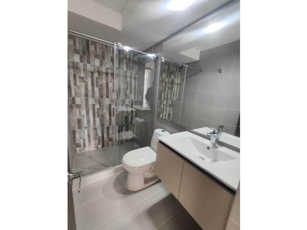 Apartamento de 3 alcobas en venta en Gran Granada, Bogotá, 83 m² · foto 6 de 19