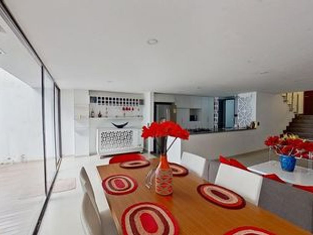Apartamento de 4 alcobas en venta en Santa Barbara Central, Bogotá, 193 m² · foto 8 de 8