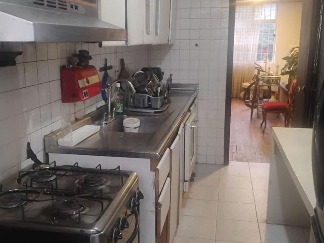 Casa de 7 alcobas en venta en 11 De Noviembre, Bogotá, 234 m² · foto 4 de 20