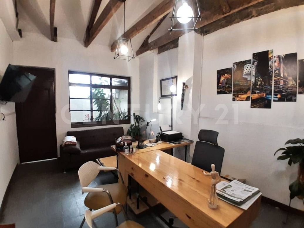 Casa de 20 alcobas en venta en La Candelaria, Bogotá, 1397 m² · foto 7 de 20