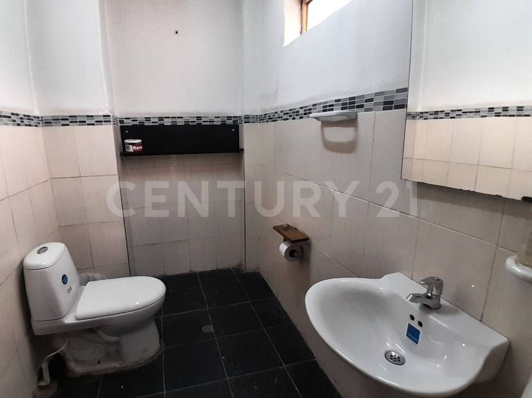 Casa de 20 alcobas en venta en La Candelaria, Bogotá, 1397 m² · foto 19 de 20