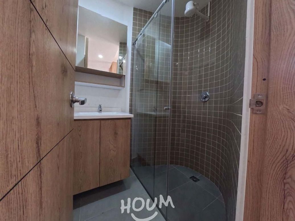 Apartamento de 1 alcoba en venta en Santa Barbara Occidental, Bogotá, 18 m² · foto 7 de 16