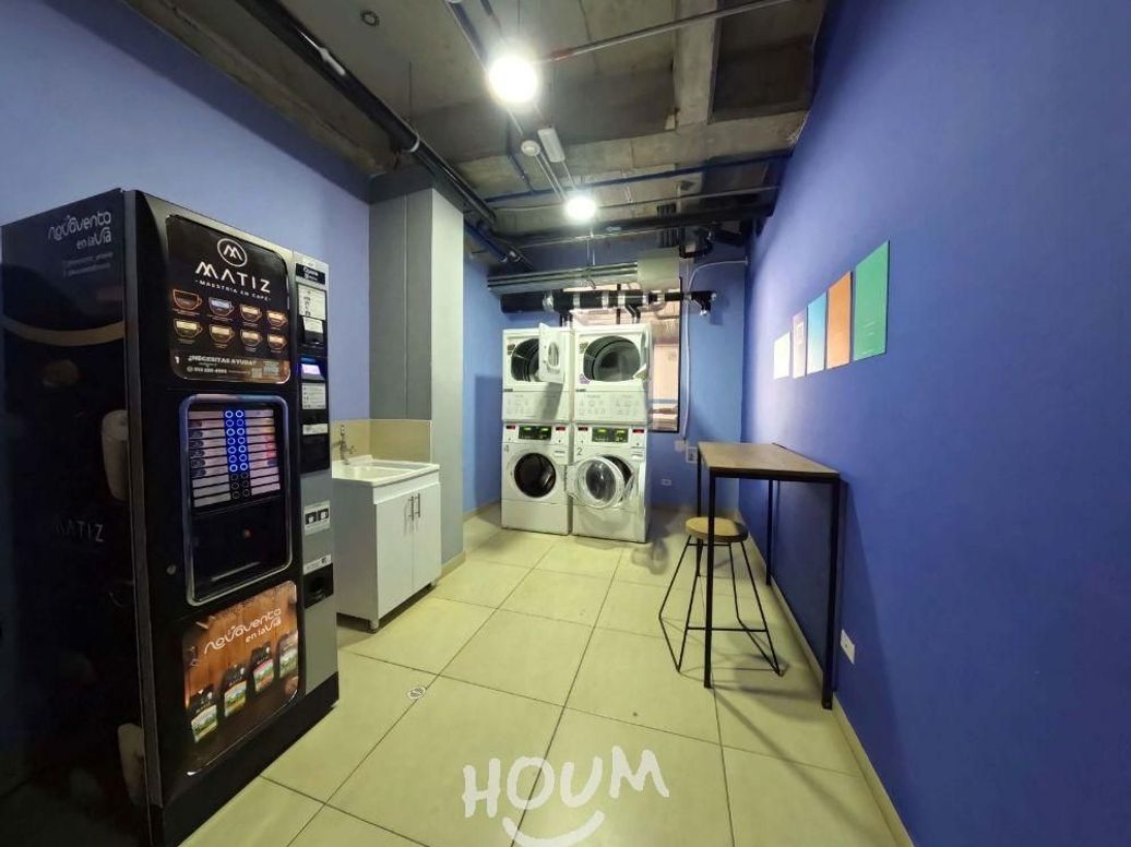 Apartamento de 1 alcoba en venta en Santa Barbara Occidental, Bogotá, 18 m² · foto 14 de 16