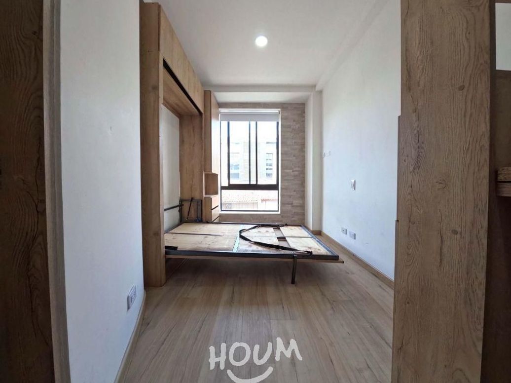Apartamento de 1 alcoba en venta en Santa Barbara Occidental, Bogotá, 18 m² · foto 4 de 16