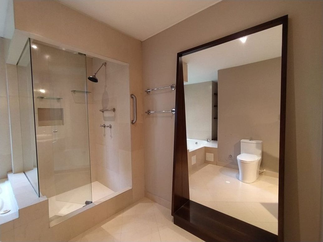 Apartamento de 3 alcobas en venta en Cerros De Santa Barbara, Bogotá, 276 m² · foto 12 de 20