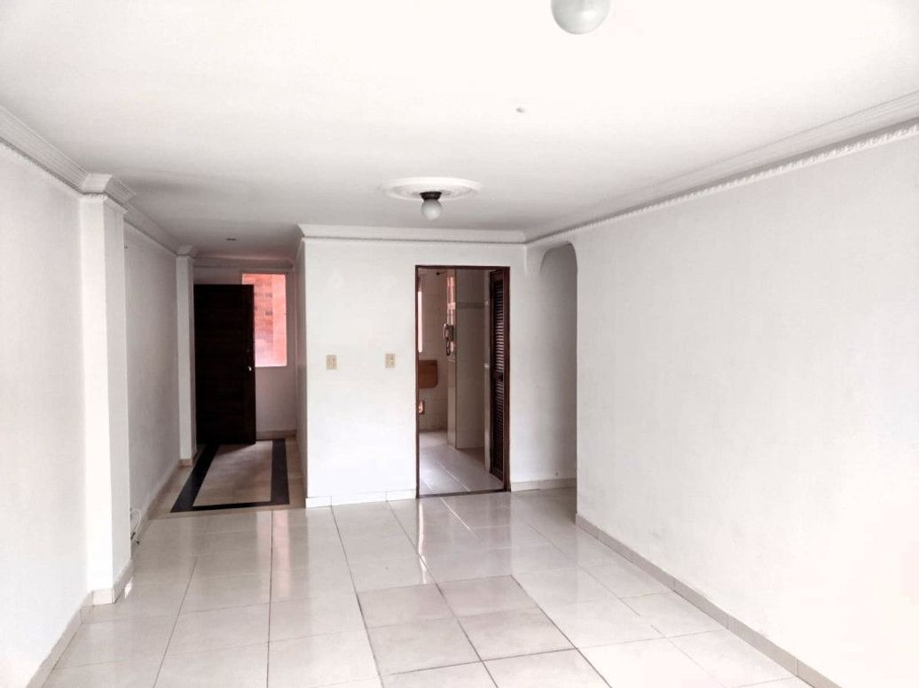 Apartamento de 3 alcobas en venta en Cedro Madeiras, Bogotá, 87 m² · foto 3 de 20
