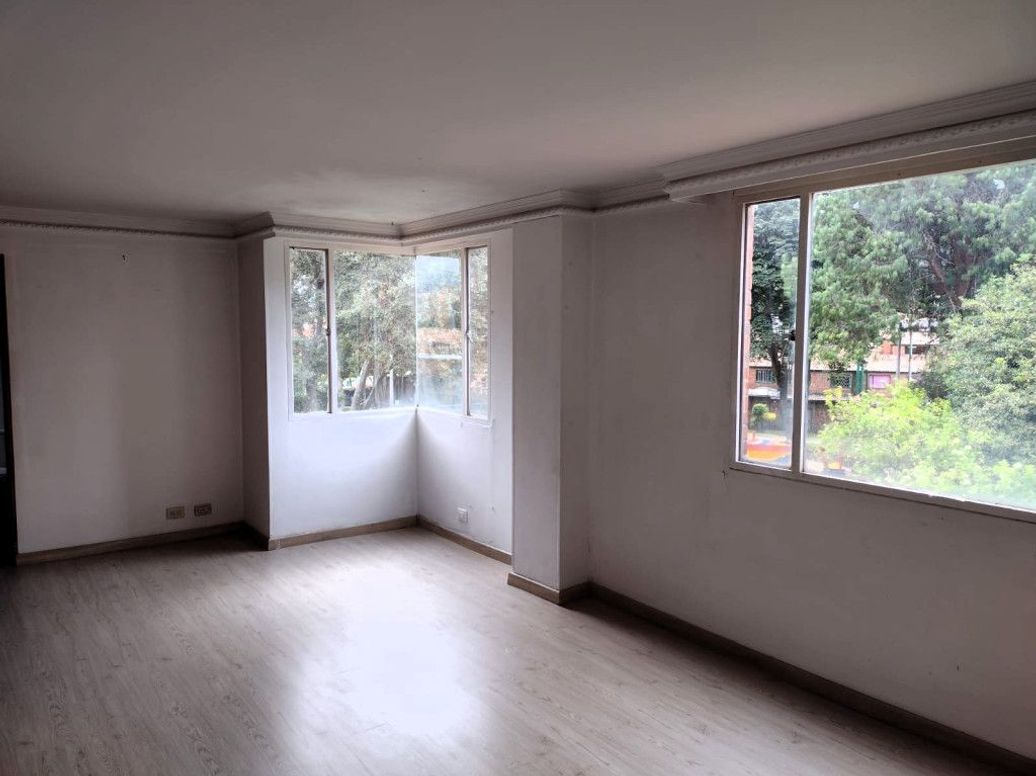 Apartamento de 3 alcobas en venta en Cedro Madeiras, Bogotá, 87 m² · foto 10 de 20