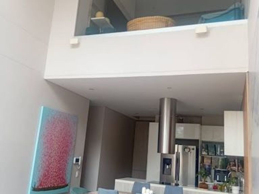 Apartamento de 2 alcobas en venta en Los Rosales, Bogotá, 125 m² · foto 2 de 20