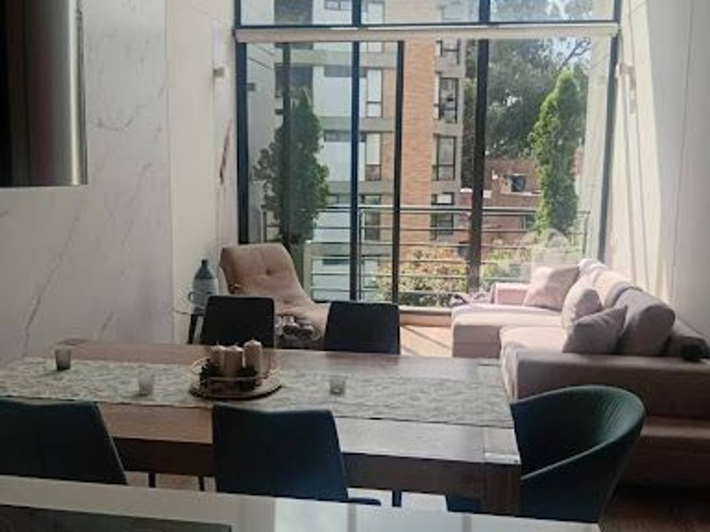 Apartamento de 2 alcobas en venta en Los Rosales, Bogotá, 125 m² · foto 4 de 20