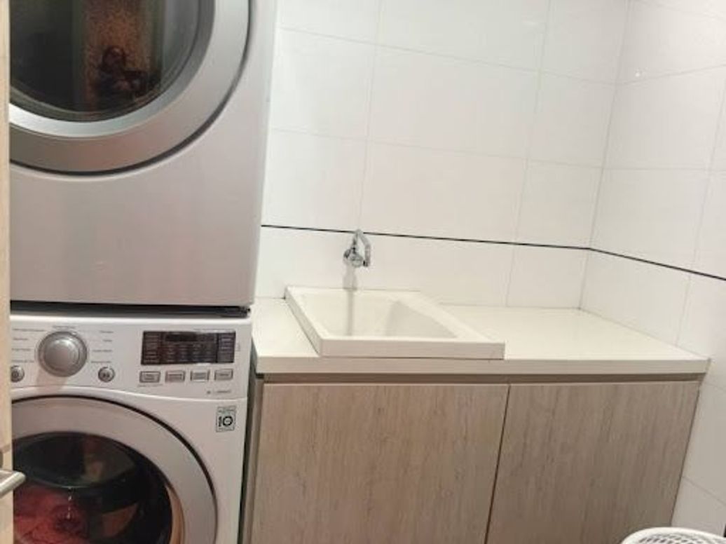 Apartamento de 2 alcobas en venta en Los Rosales, Bogotá, 125 m² · foto 13 de 20